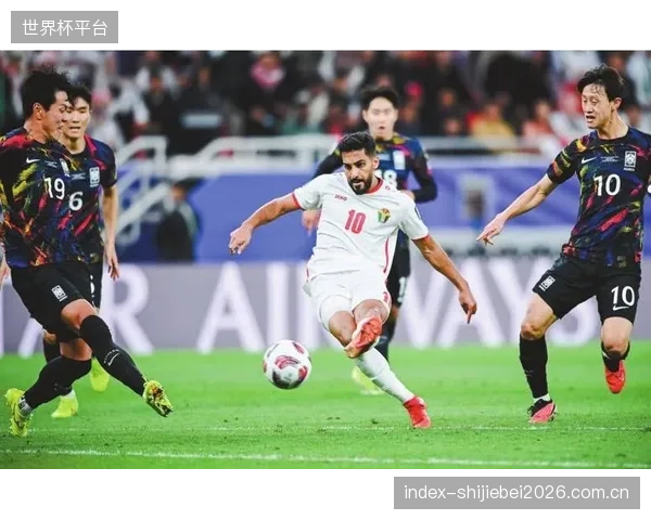 卫冕冠军阿根廷防守稳固，约旦队世界杯首秀遇考验。